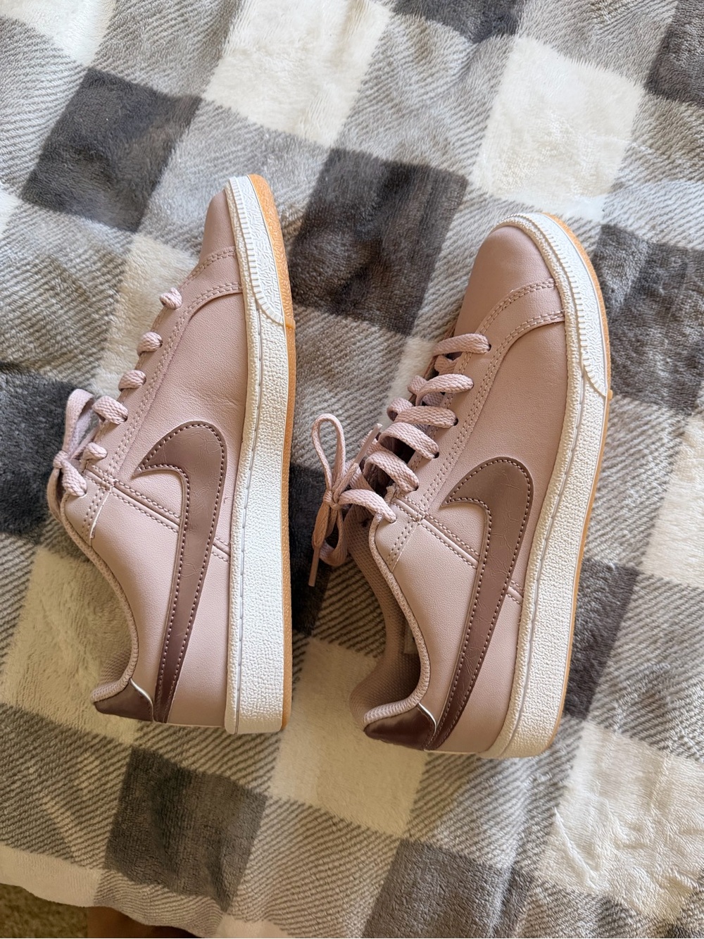Nike Women's Blush and Dusty Rose Low-Top Sneakers